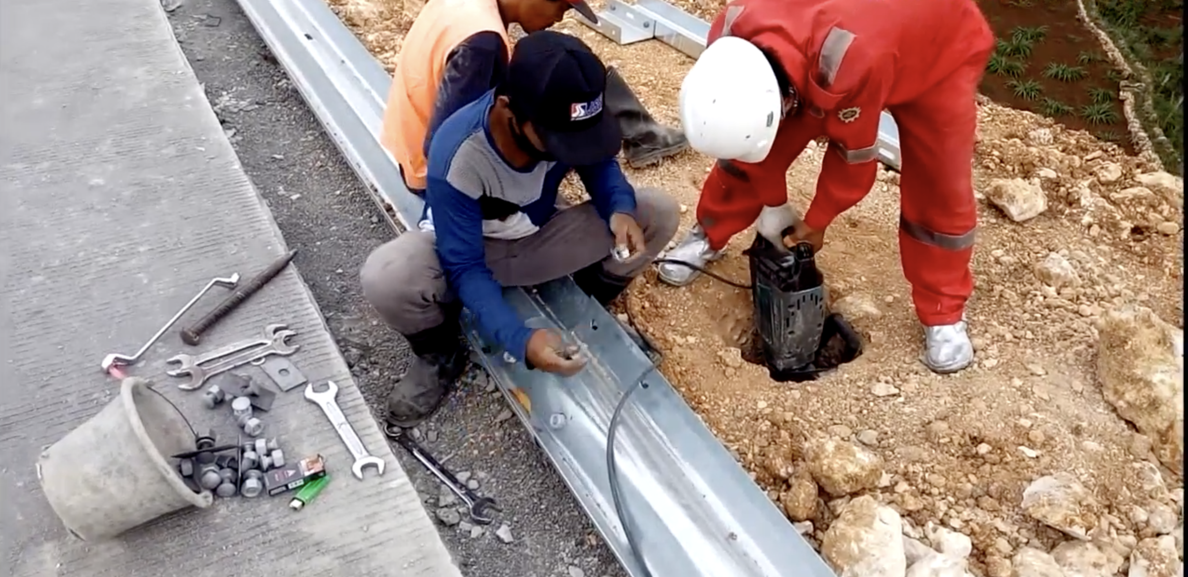Proyek Guard Rail